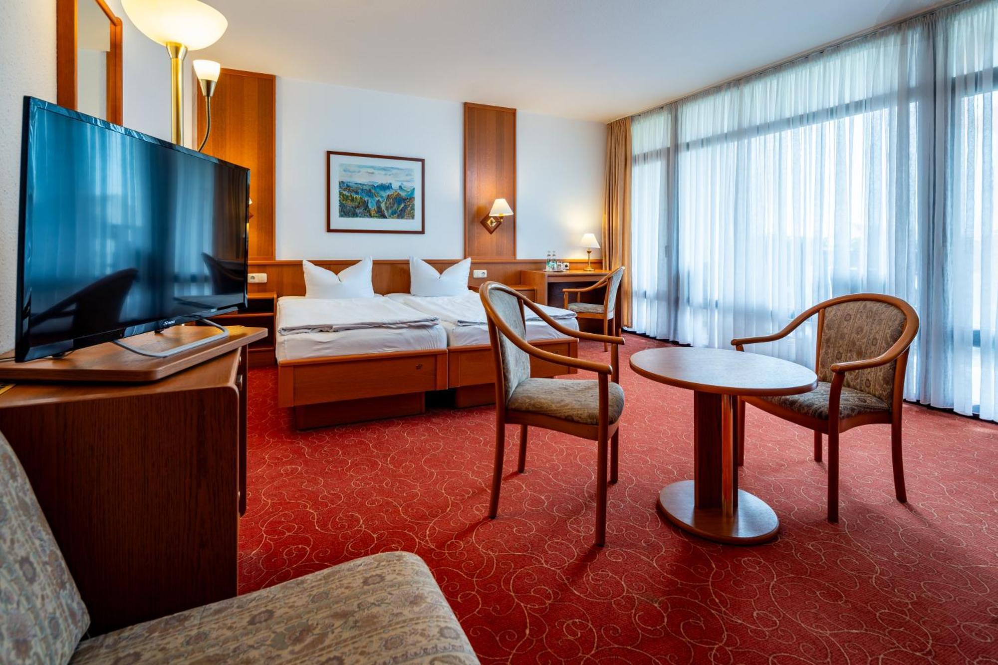 Hotel Zur Post เพียร์นา ภายนอก รูปภาพ